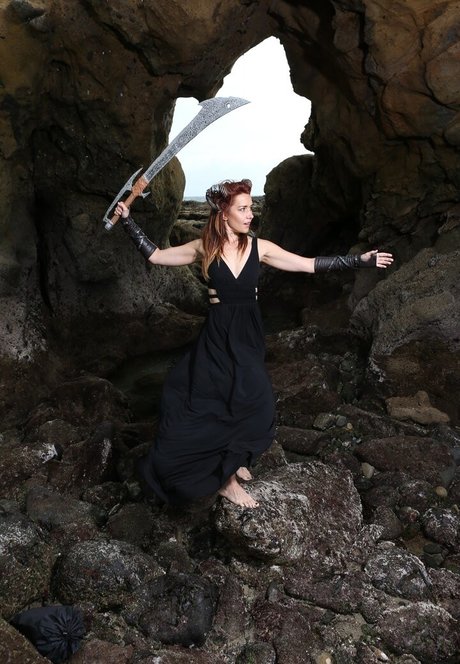 Elizabeth Zharoff model art pictures