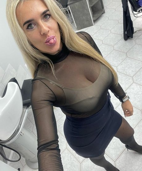 Oksana Mishyna star hd images