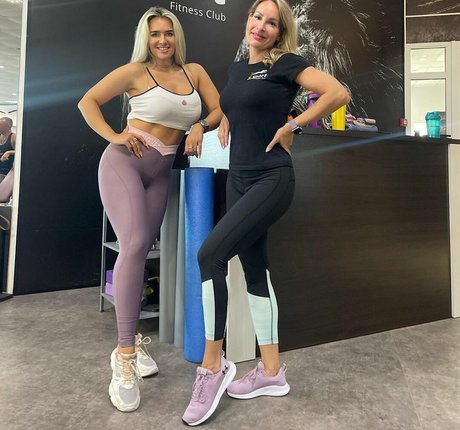 Oksana Mishyna model naked img