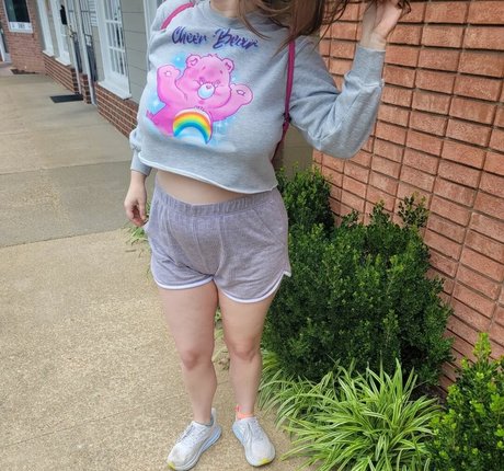 Yourbakedbabe pretty pornstar photo