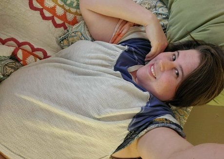 claracrispfree pornstar hot pics