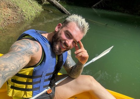 olivercolt xxx model photo