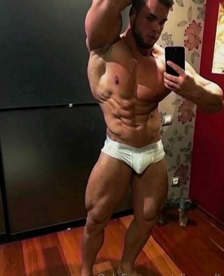 blonde fitness onlyfans erotic pictures