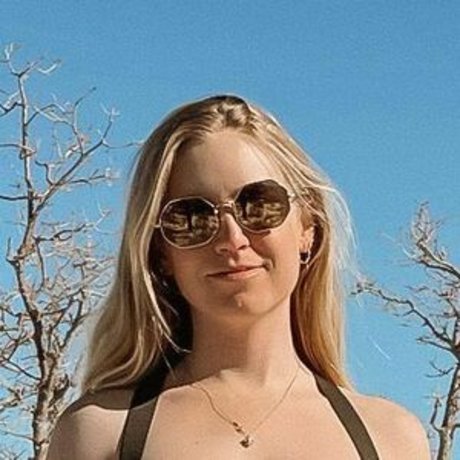 Violet Walker star sex picture