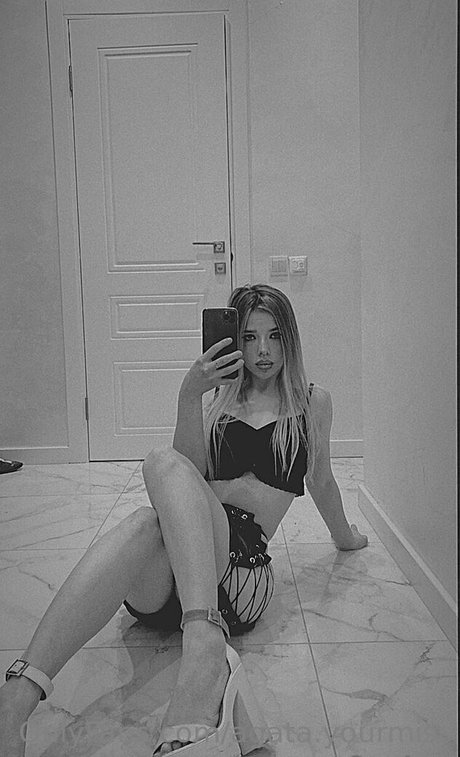 agata yourmiss pornstar hd picture