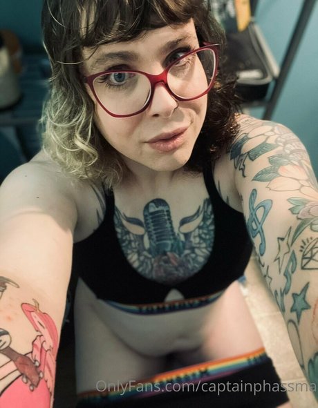 captainphassma nudes star archive