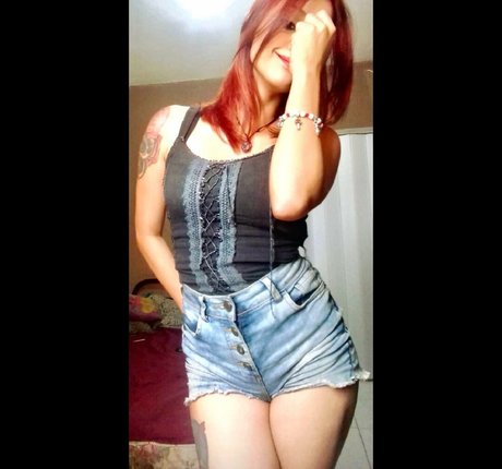 Deborah Milano star erotic pics