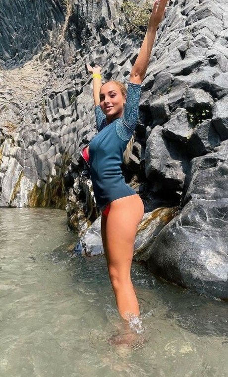 Tanya The Cat nice model images