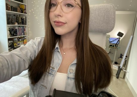 JackieMButler nice model pics