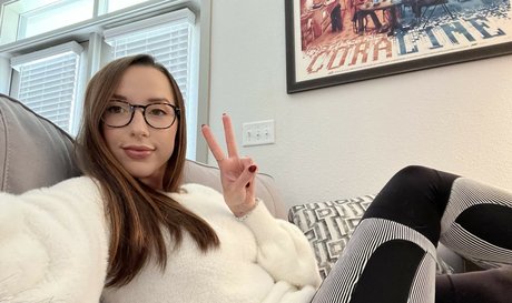 JackieMButler model nice img