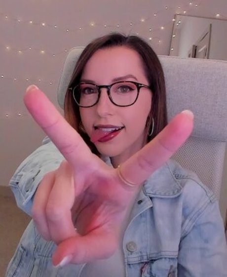 JackieMButler xxx actress archive