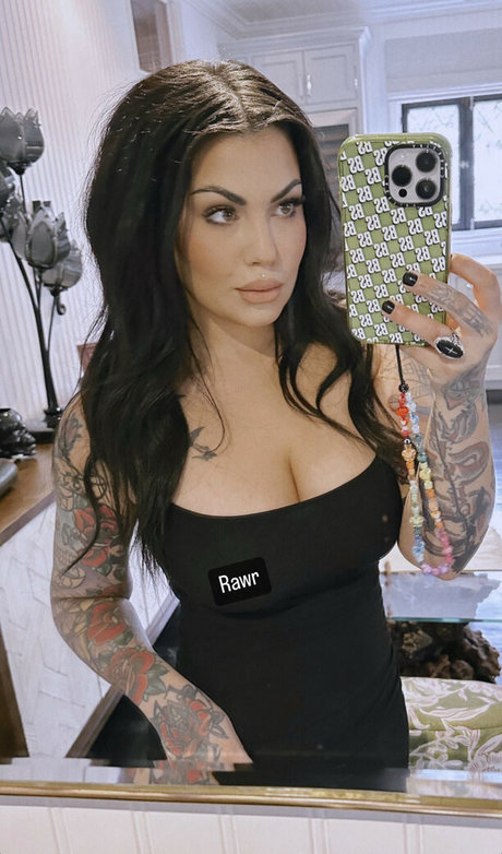 Baileysarian pornstar adult pics