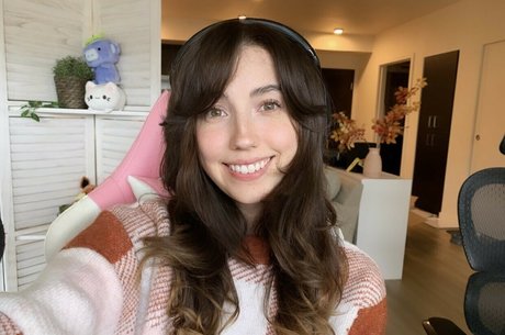 mature asian onlyfans pornographic galleries