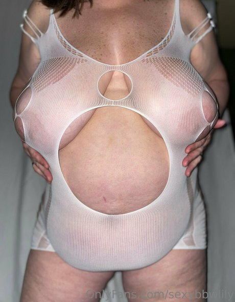 sexybbwlily star perfect pics