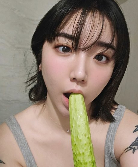 e chi h actress photos