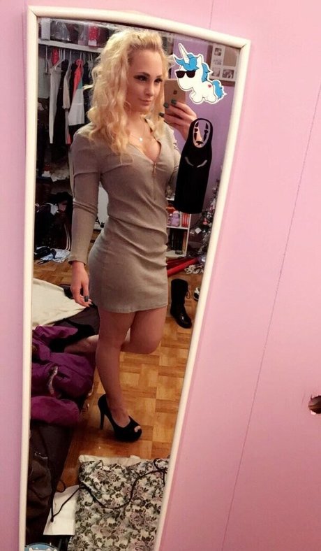 Kepitasecrett model nudes pictures