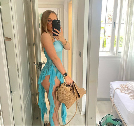 busty ebony onlyfans nice img