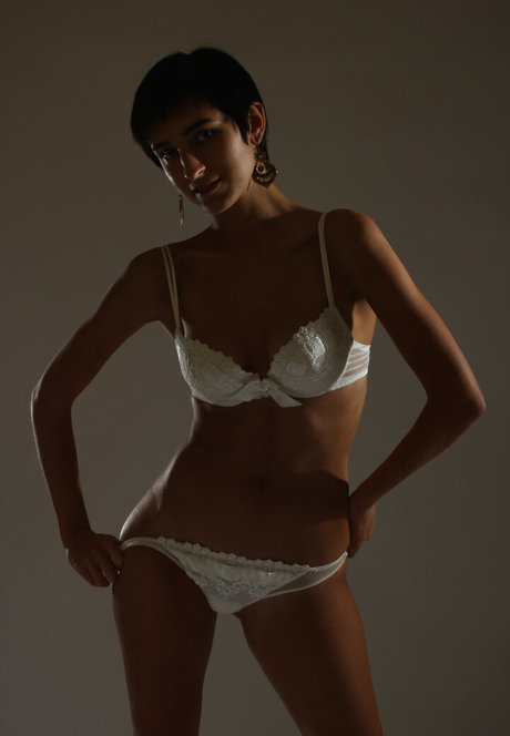 girl on girl onlyfans pretty photos