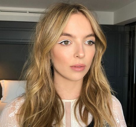 Jodie Comer star naked img