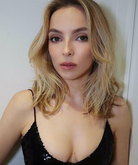 Jodie Comer art actress pic