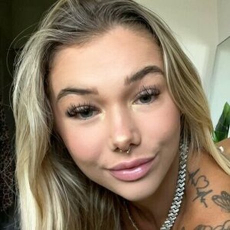 shelbygonzalezz top model pic