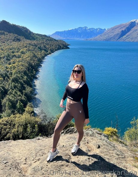 twerkariana pornstar erotic pictures