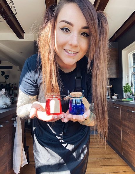 Missrage actress pictures