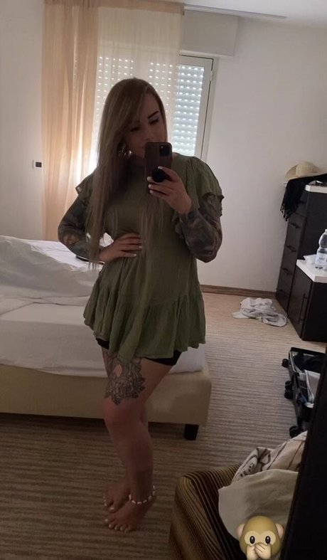 petite skinny onlyfans hd image