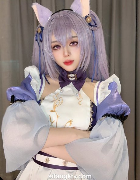 Jiu Yan porn star galleries