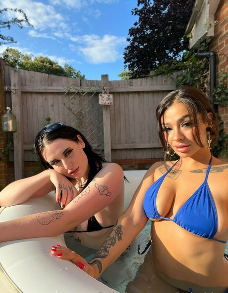 babybloo model pretty photo