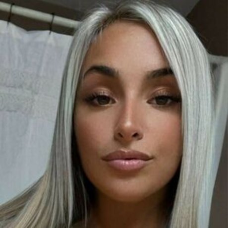 miami chelle nudes actress pictures