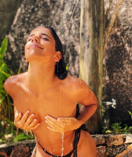 booty onlyfans exclusive image