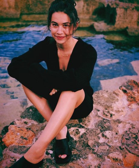 Greta Fernandez adult model pictures