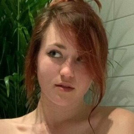 Bakedwhilstbonded star erotic images