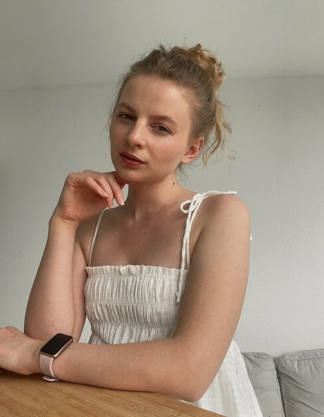 caseyshy model hot pictures