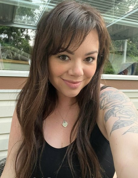 avajadeanderson hd star image