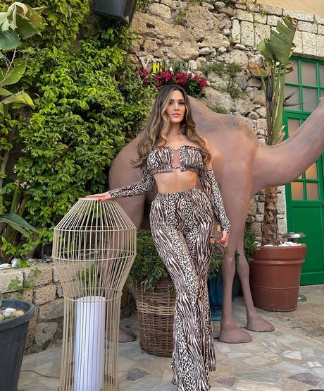 Kardelen Toprak top actress image