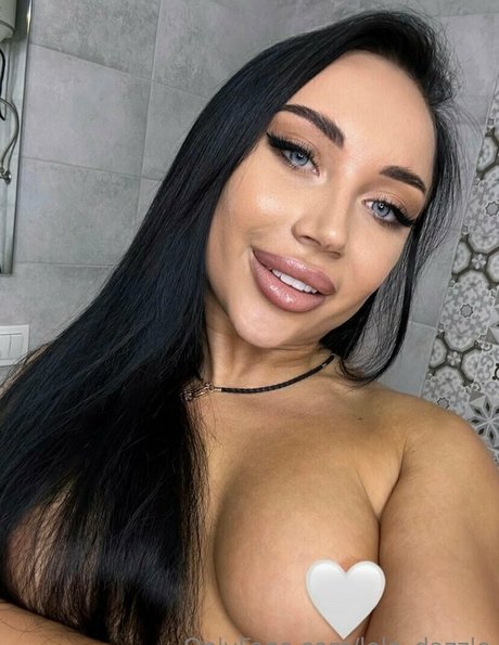 lola dazzle model porn gallery