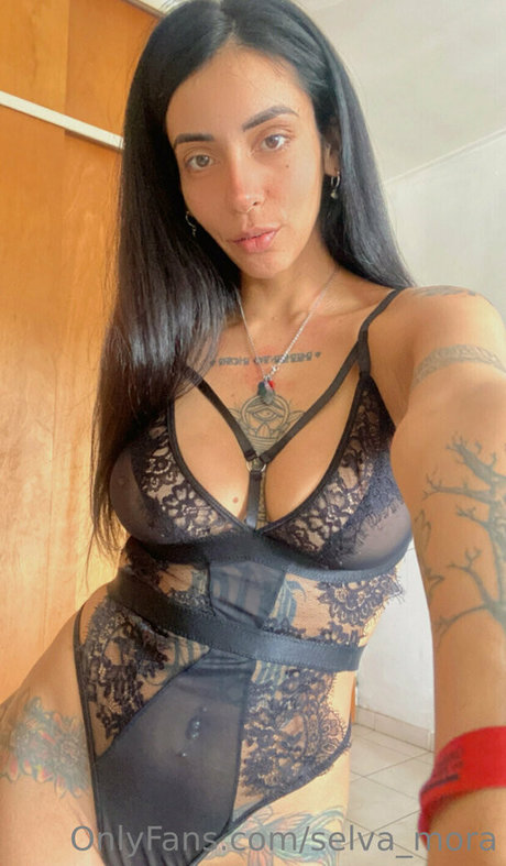 selva mora model xxx image