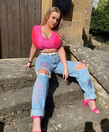 Amber Rose Brightman pornstar erotic picture