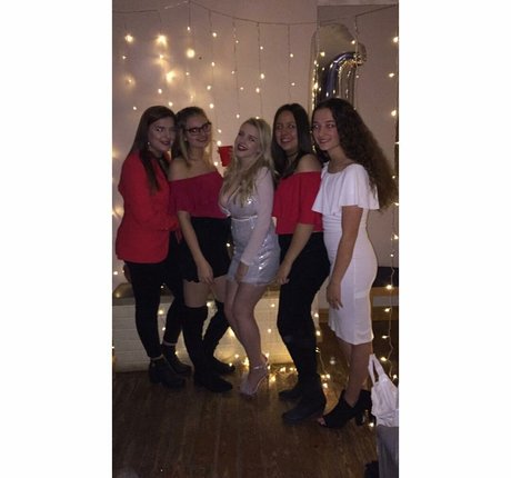 Amber Rose Brightman model erotic img