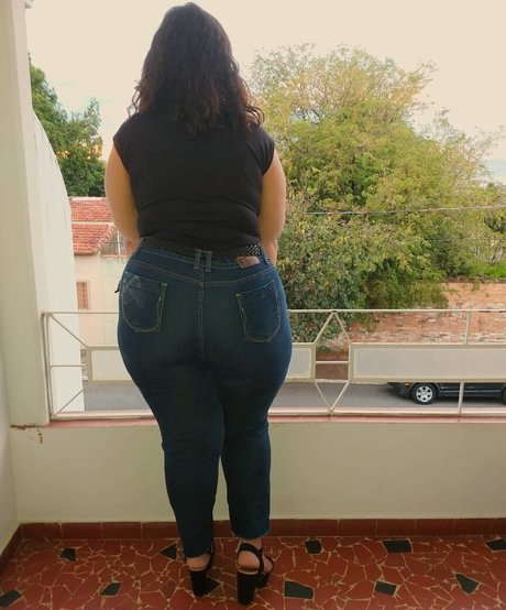 chubby teen onlyfans free naked gallery