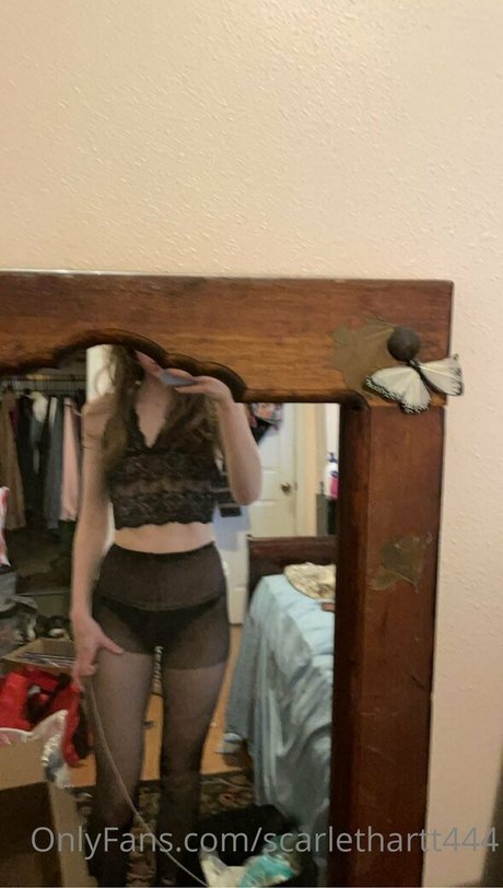 scarlethartt444 pornstar high quality pictures