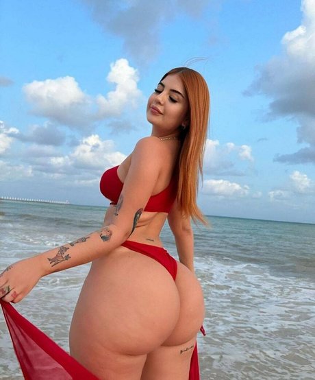 Isabela Ramirez model pretty img