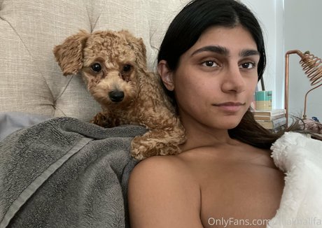 miakhalifa model erotic galleries