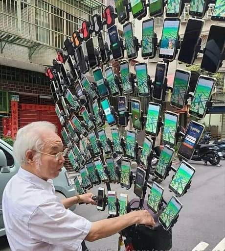 Sophialeonexo nude actress galleries