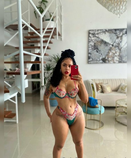 karenvip high quality model picture