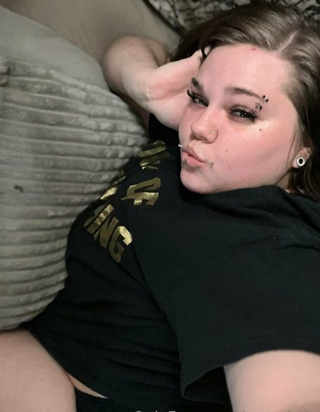 onlyskyyla star art archive