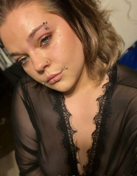 onlyskyyla pretty star archive