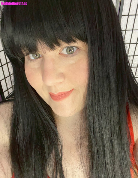 godmotherthegreatfree Profile pic